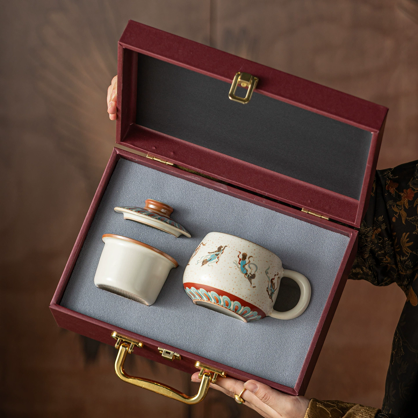 Dunhuang Flying Apsaras Firestone Red Mug with Tea Separation, Lidded Ceramic Office Cup and Gift Box