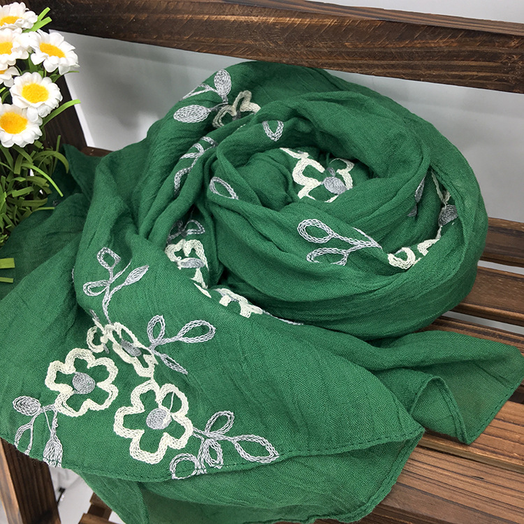 Spring and Summer Women's Artistic Ethnic Style Shawl, Cotton Linen Versatile Long Sun Protection Travel Scarf, Dual-Use Embroidered Linen Flower