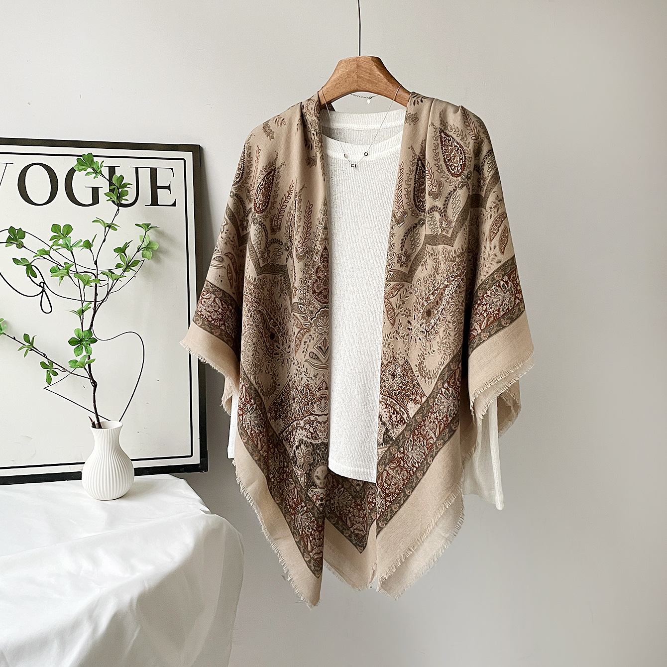 Shawl for Women, Faux Cotton-Linen Spring/Summer Sun Protection Scarf, Square Scarf for Travel Photography and Air-Conditioned Rooms