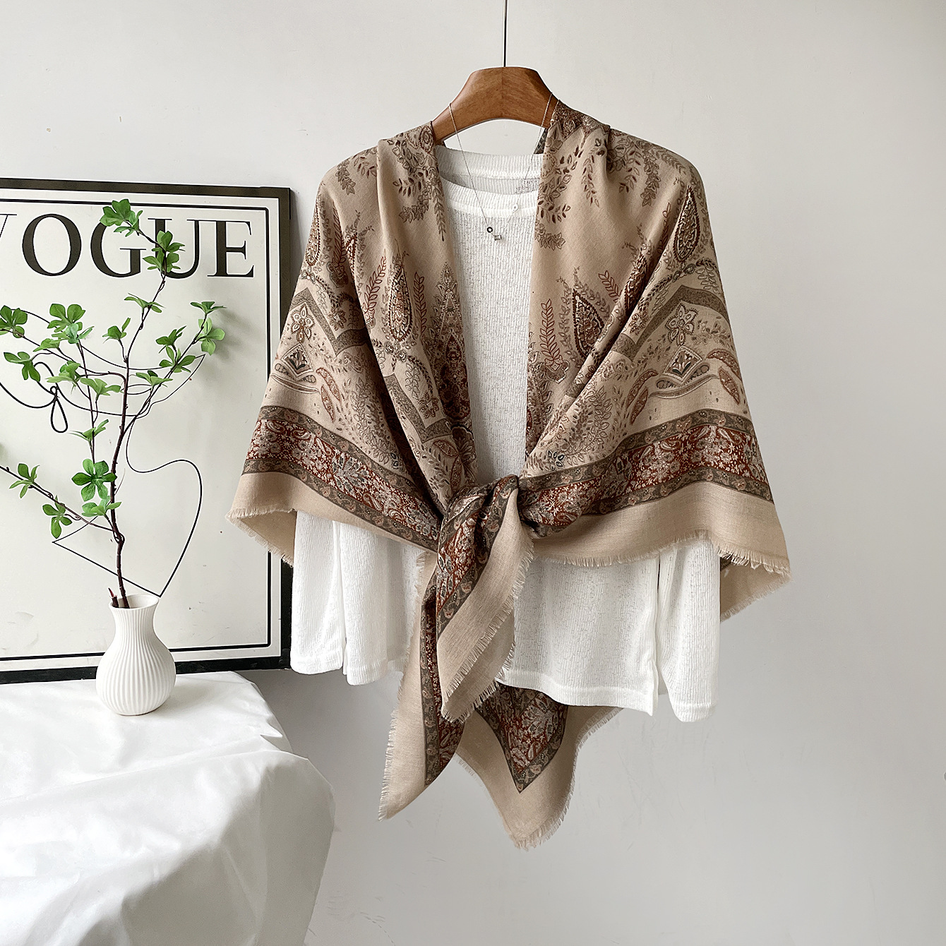 Shawl for Women, Faux Cotton-Linen Spring/Summer Sun Protection Scarf, Square Scarf for Travel Photography and Air-Conditioned Rooms