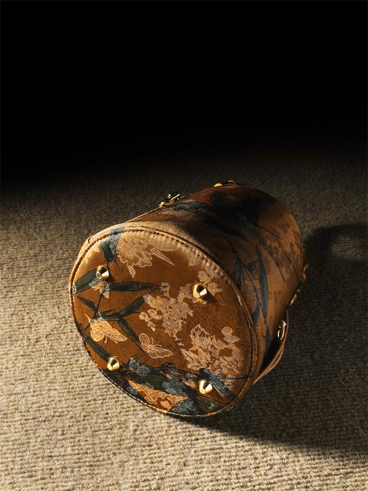 Chinese Bamboo-Joint Bucket Bag with Tassels | National Style Shoulder/Crossbody Women's Handbag