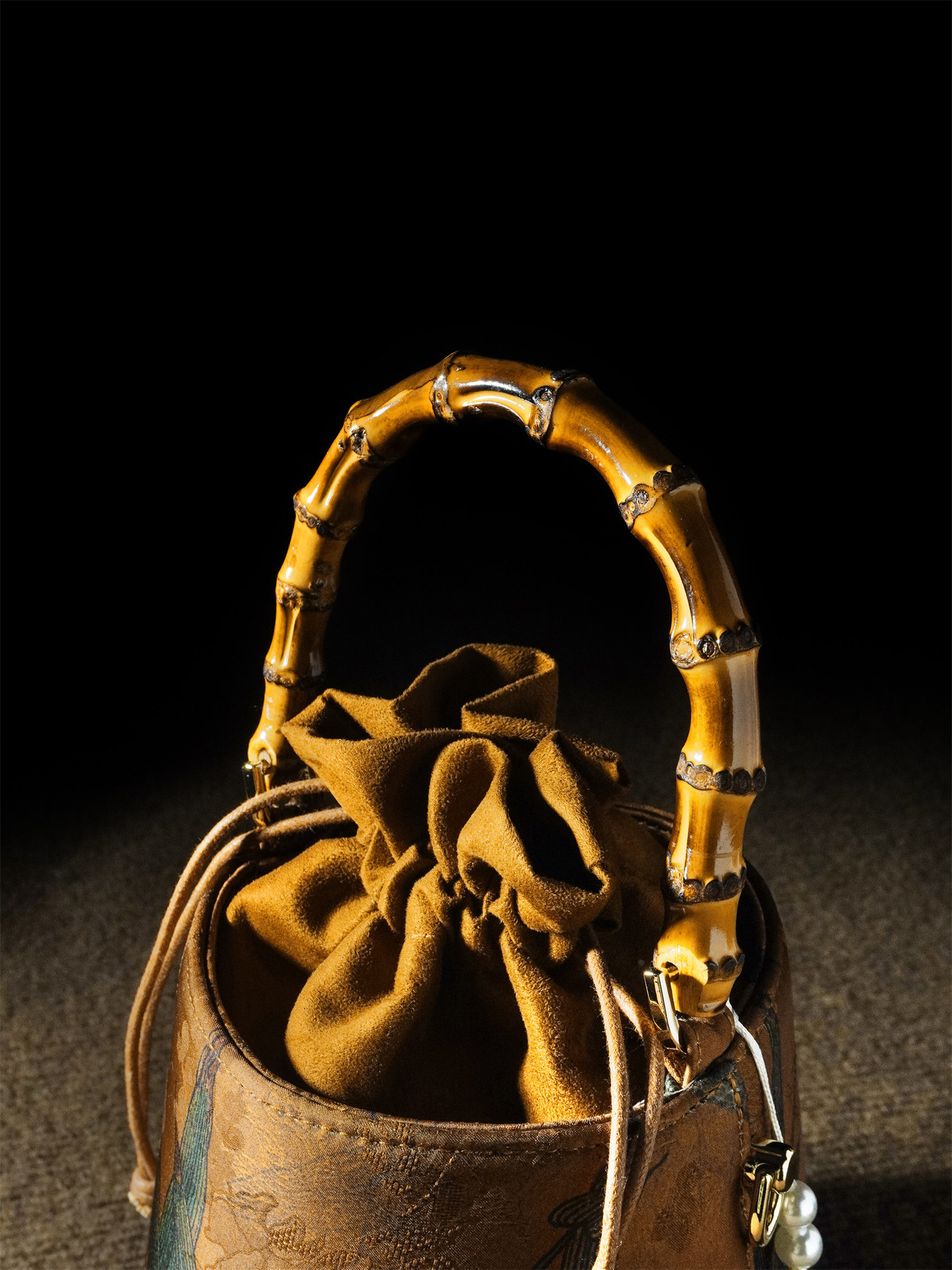 Chinese Bamboo-Joint Bucket Bag with Tassels | National Style Shoulder/Crossbody Women's Handbag