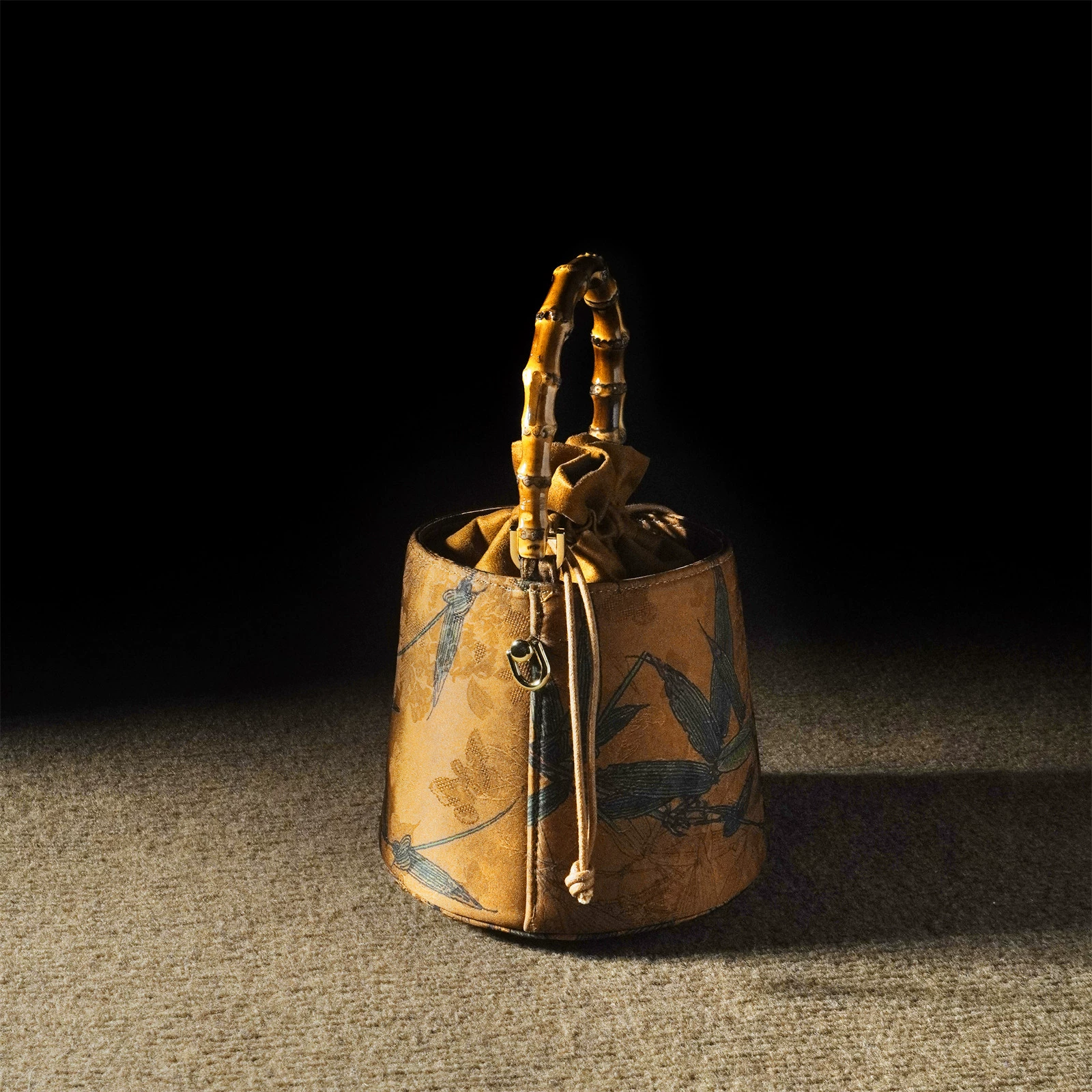 Chinese Bamboo-Joint Bucket Bag with Tassels | National Style Shoulder/Crossbody Women's Handbag
