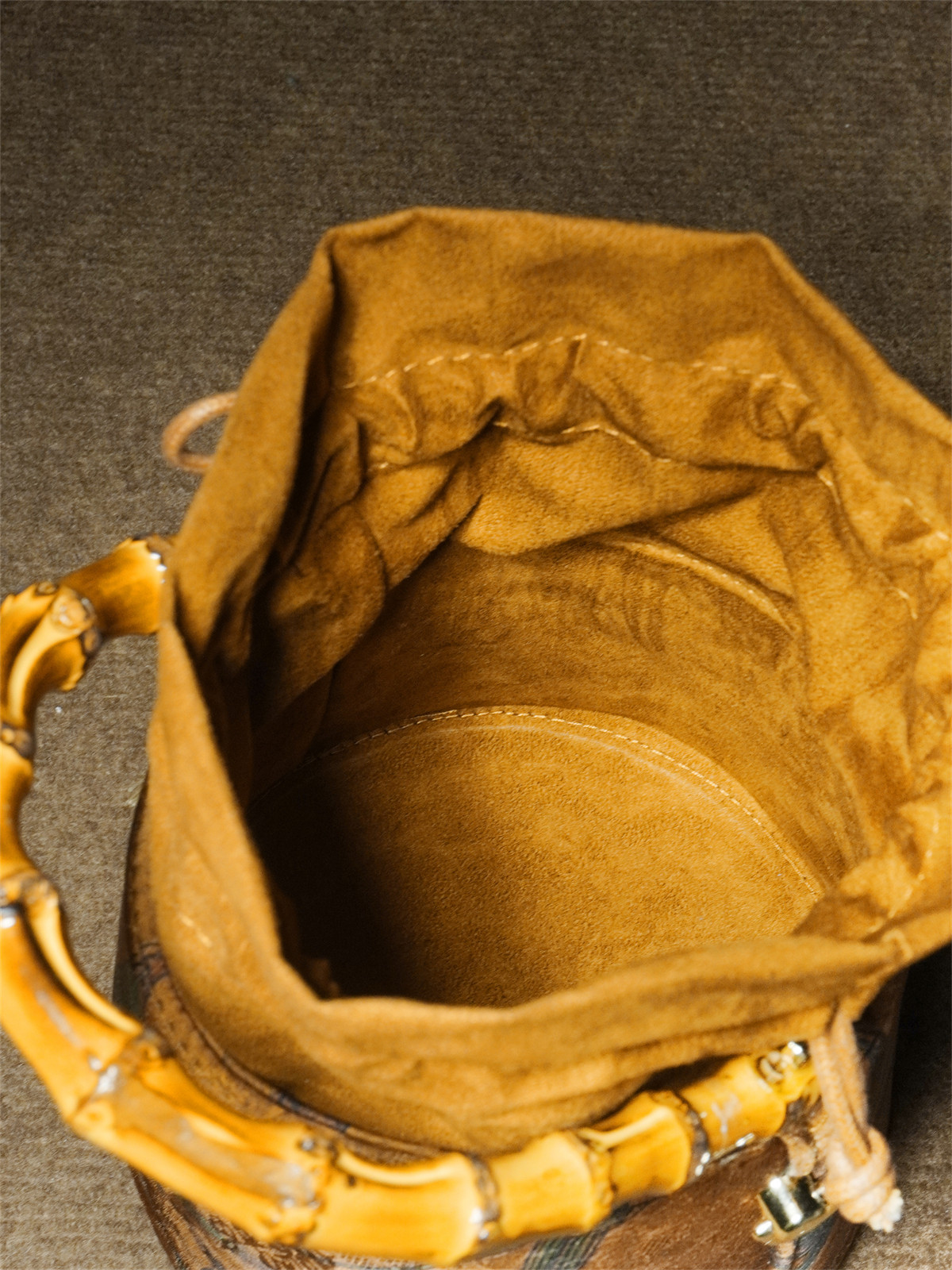 Chinese Bamboo-Joint Bucket Bag with Tassels | National Style Shoulder/Crossbody Women's Handbag