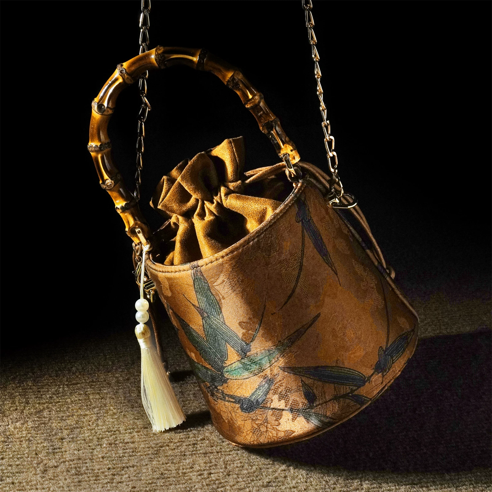 Chinese Bamboo-Joint Bucket Bag with Tassels | National Style Shoulder/Crossbody Women's Handbag
