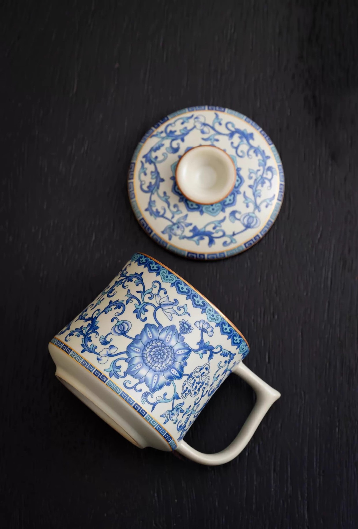 Intertwined Lotus Pattern Rice Yellow Ru Kiln Teacup