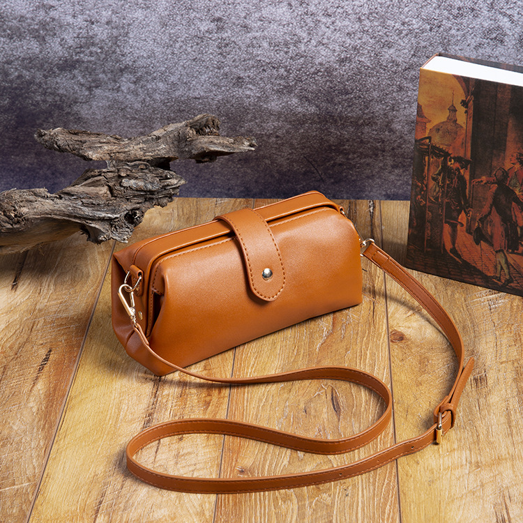 Clip Bag Casual Mini Crossbody Bag