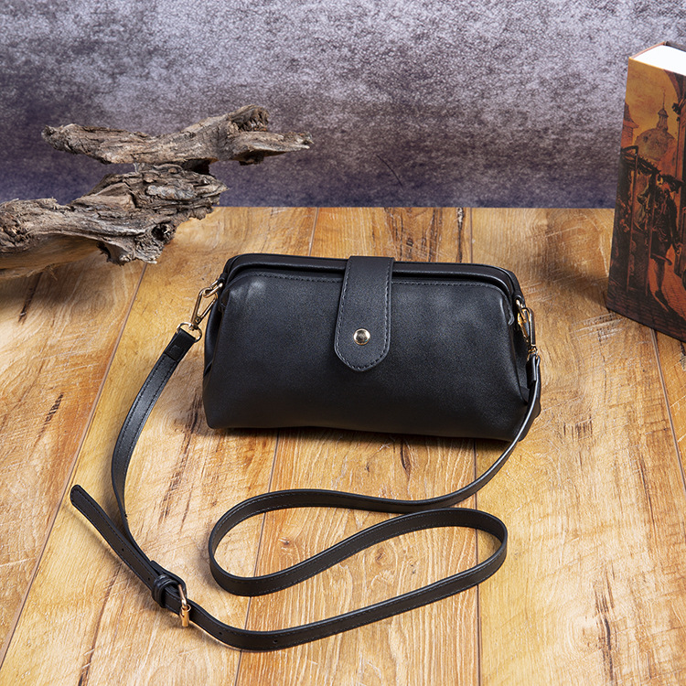 Clip Bag Casual Mini Crossbody Bag