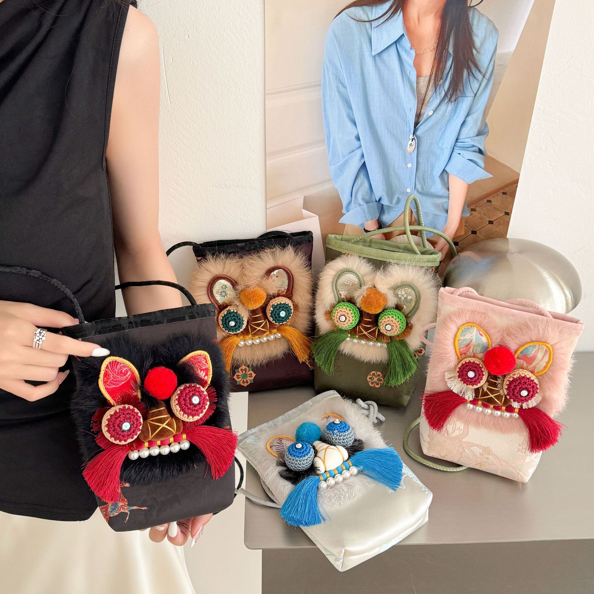 Handmade Tiger Head Phone Pouch with Chinese-style Embroidery, Ethnic Style for Hanfu