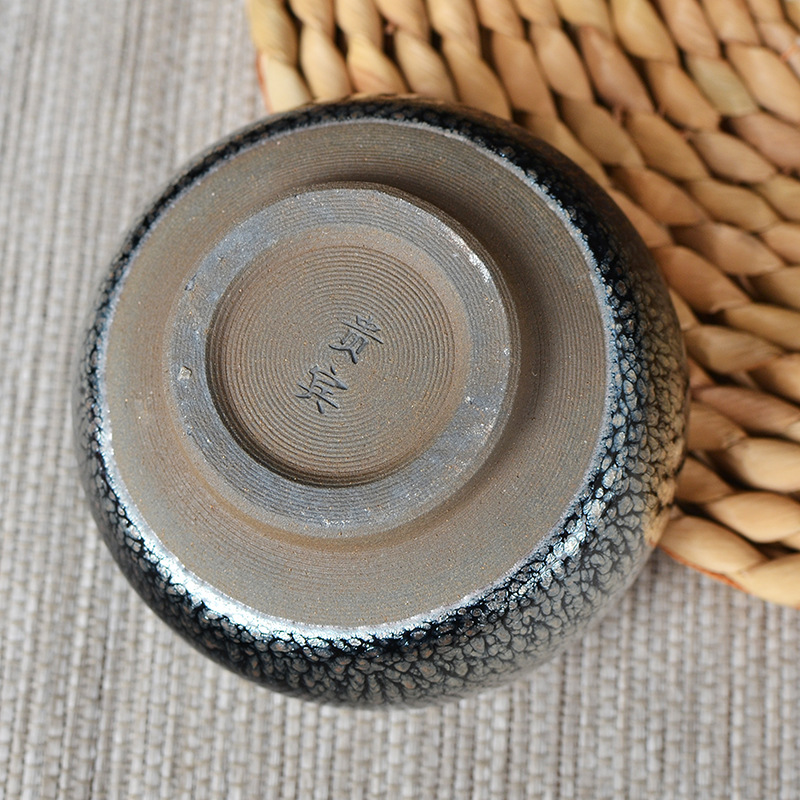 Blue Hundred Flowers Master Cup - Jianyang Iron-Bodied Tea Bowl with Chrysanthemum Design, Raw Mineral Glaze Blue Hundred Flowers Tea Cup Wholesale